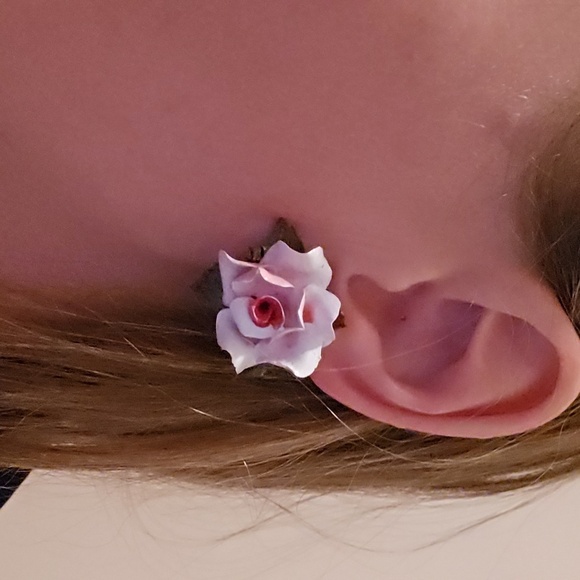 Oscar de la Renta Jewelry - Vintage Rosette Clip Pink and Red Rose Earrings, Garden Party, Hamptons Chic